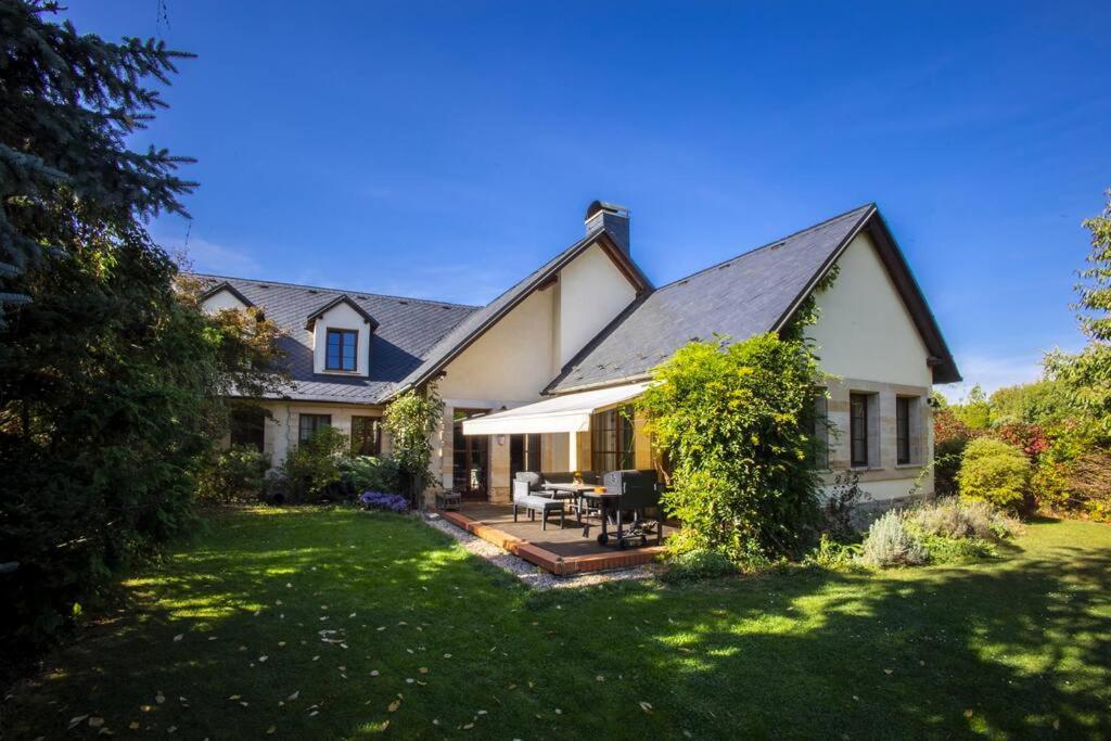 7 Bedroom Secluded Villa Close To Prague Říčany Eksteriør bilde