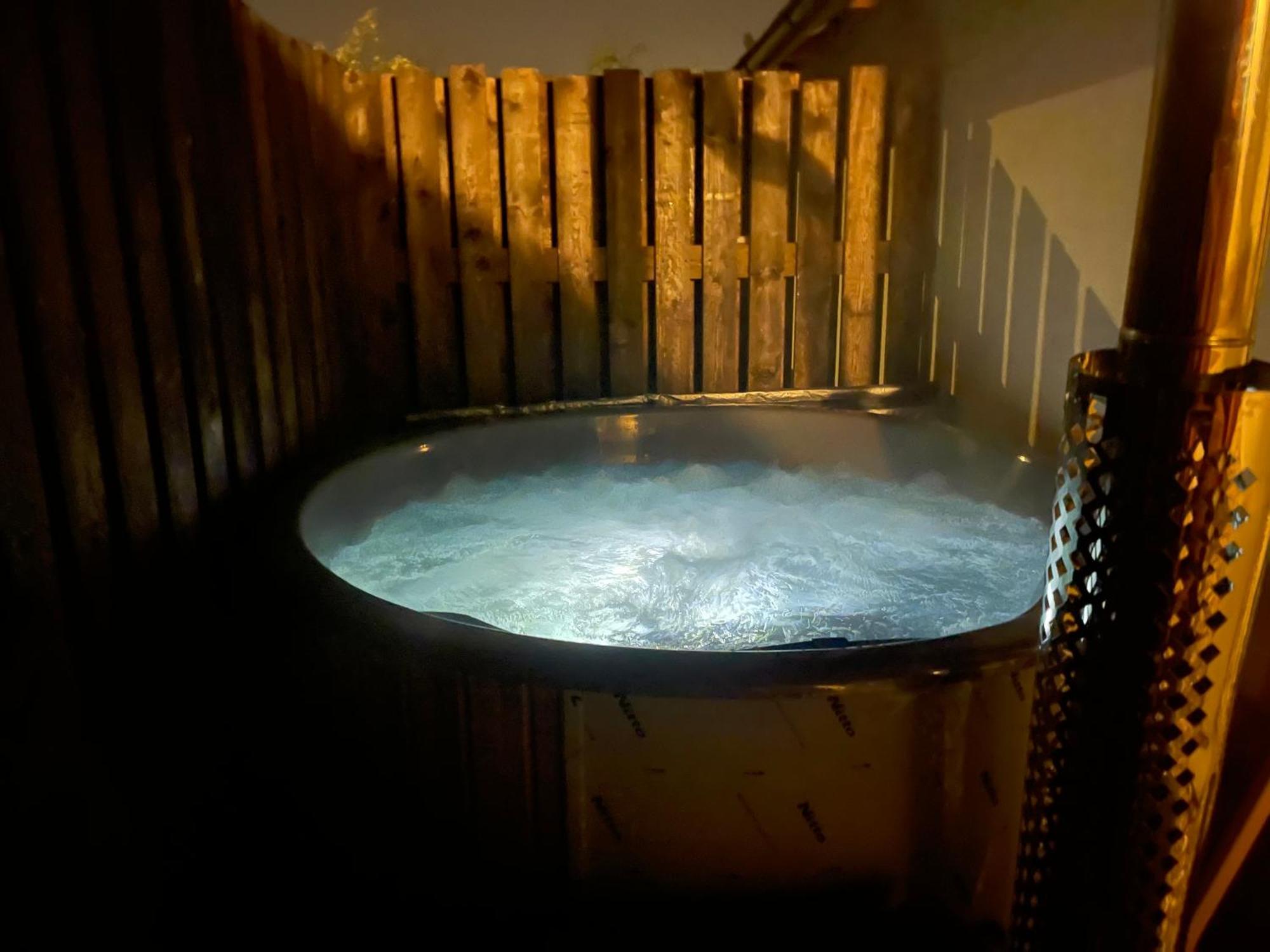 7 Bedroom Secluded Villa Close To Prague Říčany Eksteriør bilde